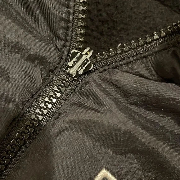 Vintage Oakland Raiders NFL black/windbreaker/fleece jacket size M(10-12) kids - Picture 9 of 9